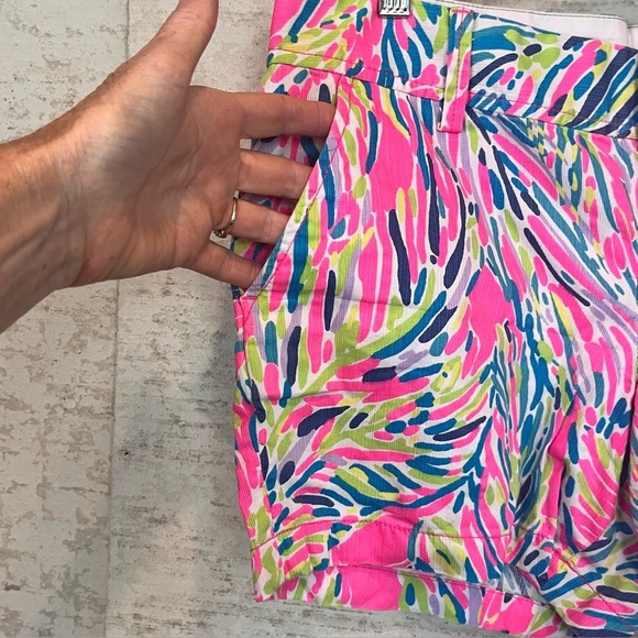 Lilly Pulitzer "Palm Reader" The Callahan Shorts Sz 10 - Picture 5 of 16